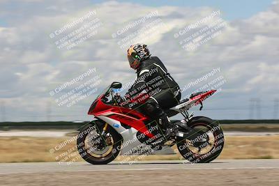 media/Apr-26-2024-TrackDaz (Fri) [[c4b677d280]]/C Group/140pm (Wheelie Bump)/